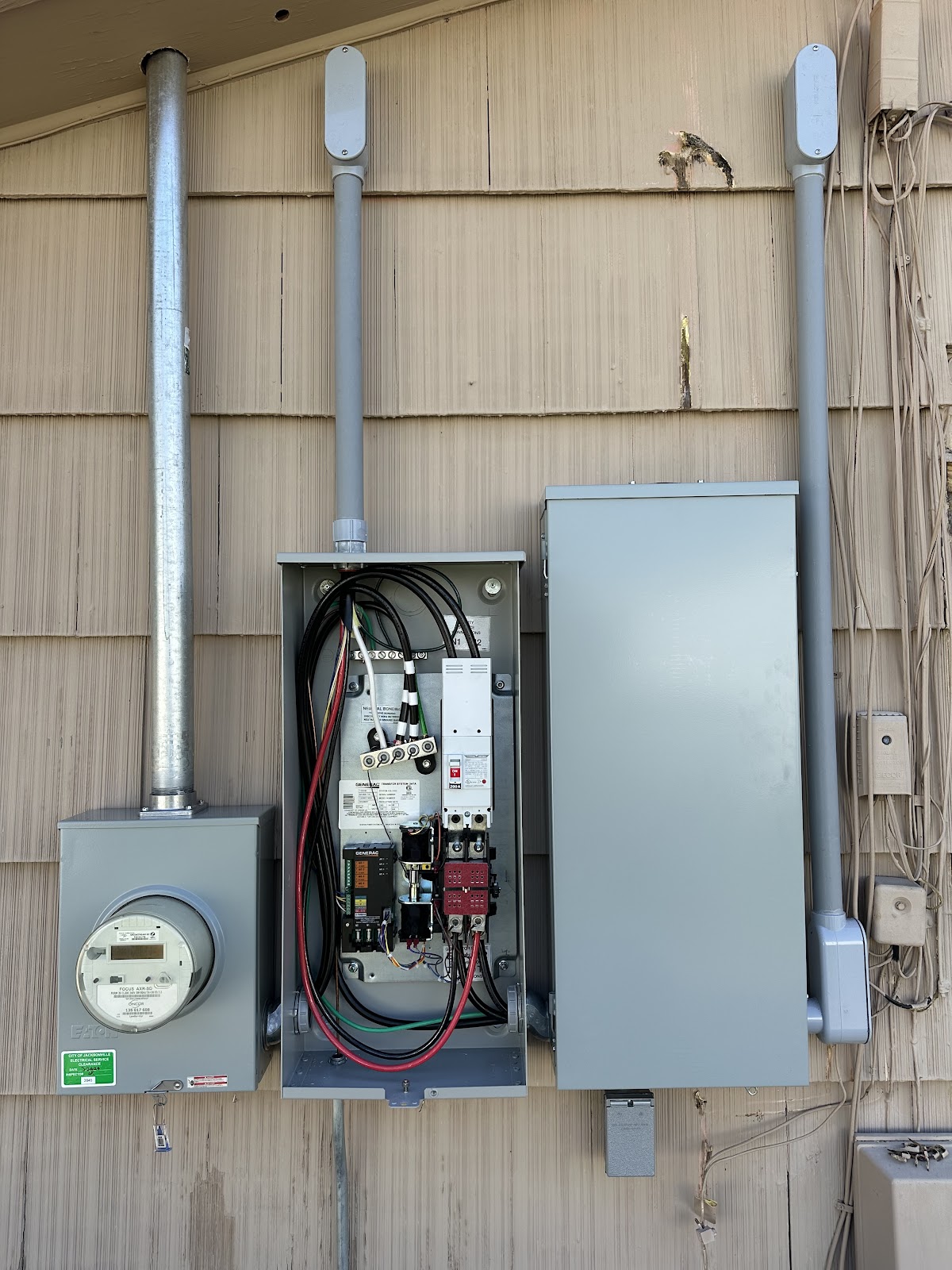Electrical panel work by Bonner Electric